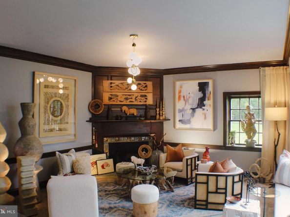 636 Almshouse Road, Ivyland PA 18974