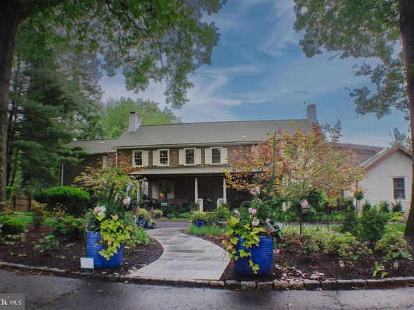 636 Almshouse Road, Ivyland PA 18974