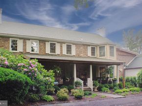 636 Almshouse Road, Ivyland PA 18974