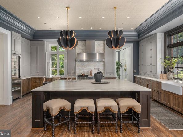 6699 Macarthur Boulevard, Bethesda MD 20816