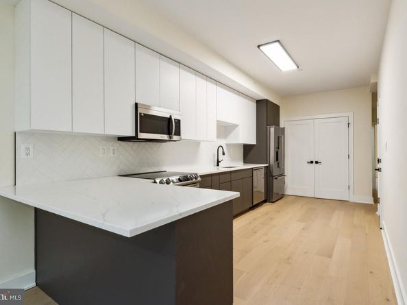 329 16TH Street SE, Washington DC 20003
