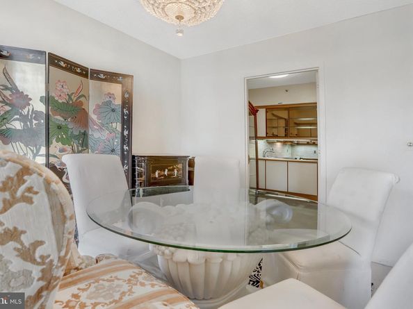 1300 Crystal Drive 901S, Arlington VA 22202