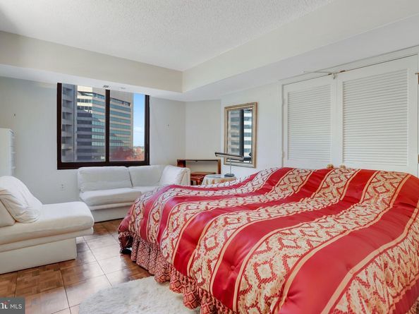 1300 Crystal Drive 901S, Arlington VA 22202