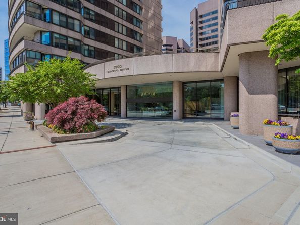1300 Crystal Drive 901S, Arlington VA 22202
