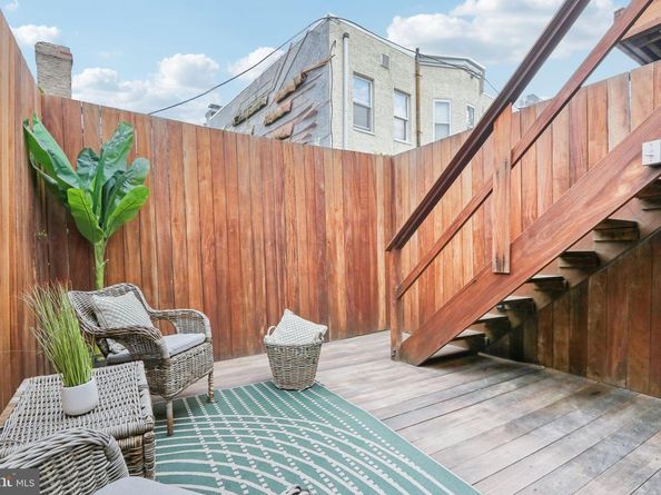 2037 North Street, Philadelphia PA 19130