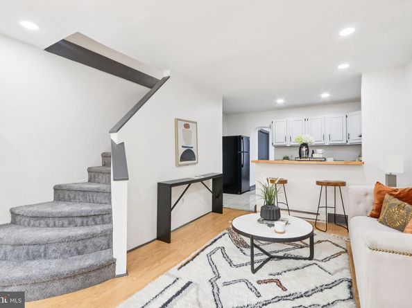 2037 North Street, Philadelphia PA 19130