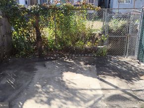 2526 W Cumberland Street, Philadelphia PA 19132
