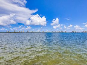 1040 Lake Shore Drive 202, Lake Park FL 33403