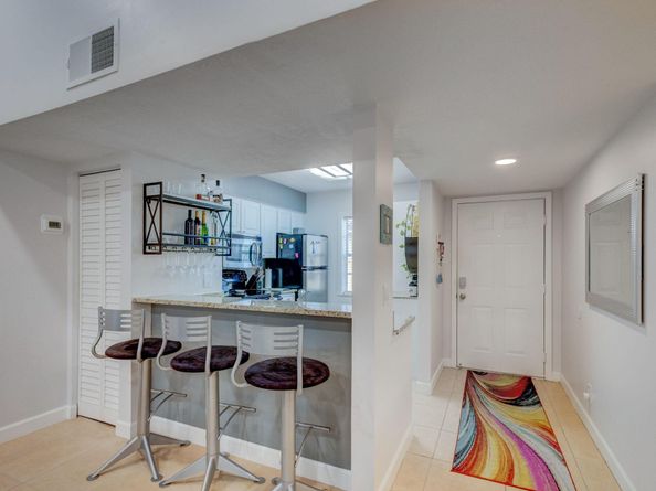 1040 Lake Shore Drive 202, Lake Park FL 33403