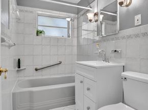 1110 SE 7th St, Deerfield Beach FL 33441