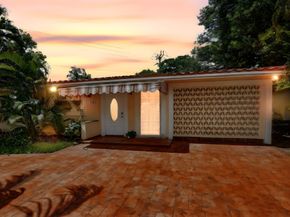 1110 SE 7th St, Deerfield Beach FL 33441