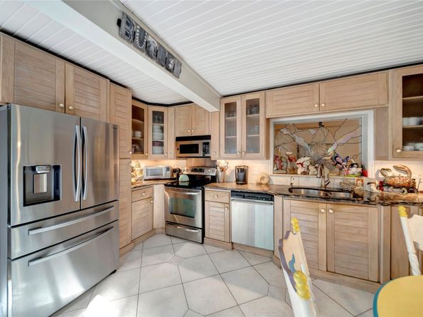5900 Cypress Rd, Plantation FL 33317