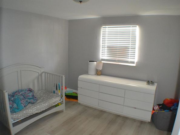 377 NW Nw 49th Street Street, Fort Lauderdale FL 33309