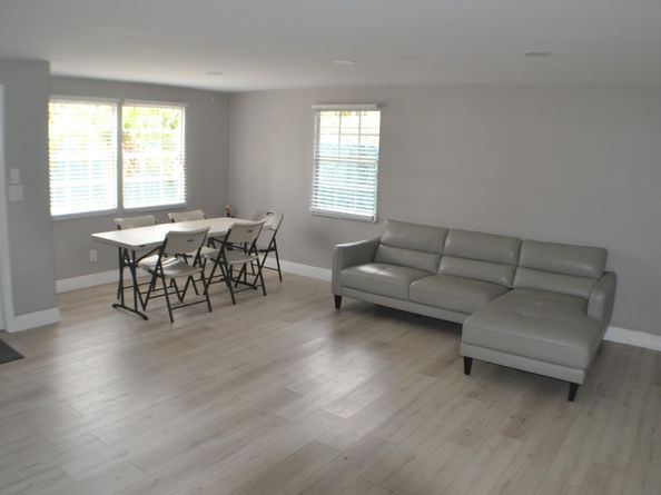 377 NW Nw 49th Street Street, Fort Lauderdale FL 33309