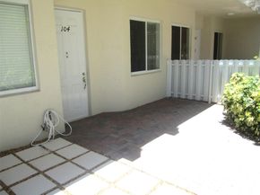 3500 Oaks Clubhouse Dr 104, Pompano Beach FL 33069