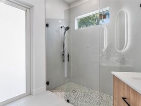 171 SE 4th Ct, Pompano Beach FL 33060