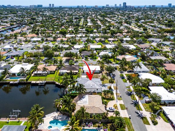 171 SE 4th Ct, Pompano Beach FL 33060