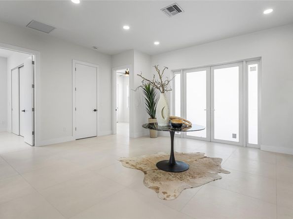 171 SE 4th Ct, Pompano Beach FL 33060