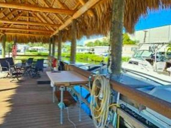 33 E Easy Street E, Hypoluxo FL 33462