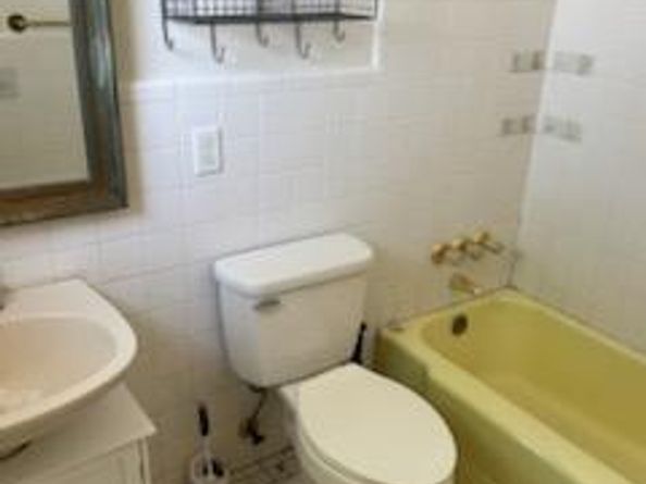 Undisclosed Address #FX-10519748, Oakland Park FL 33334