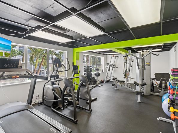 4117 Bougainvilla Dr 102, Lauderdale By The Sea FL 33308