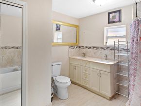 117 SE 22nd Avenue, Boynton Beach FL 33435