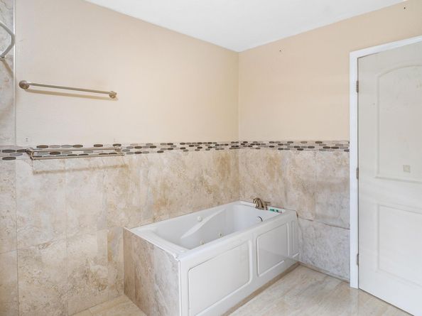 117 SE 22nd Avenue, Boynton Beach FL 33435