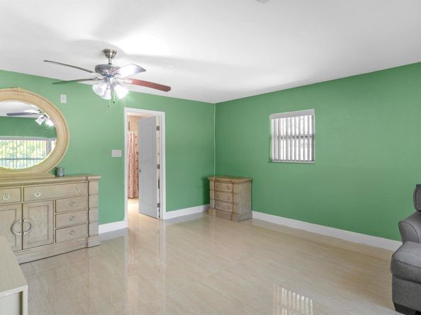 117 SE 22nd Avenue, Boynton Beach FL 33435