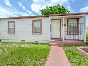 822 30th Court, West Palm Beach FL 33407