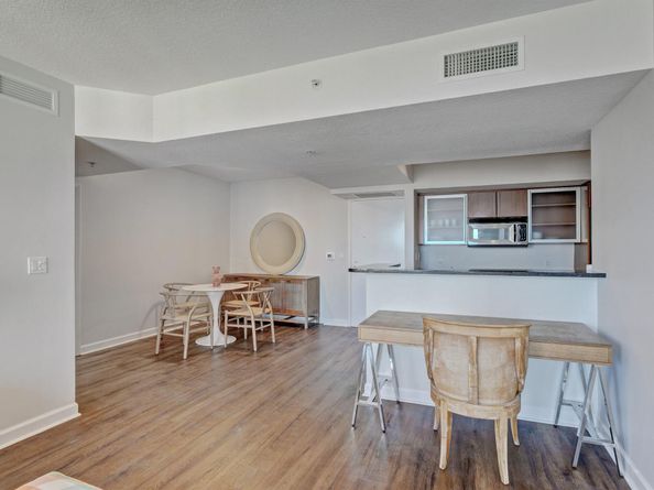 1551 N Flagler Drive 1102, West Palm Beach FL 33401