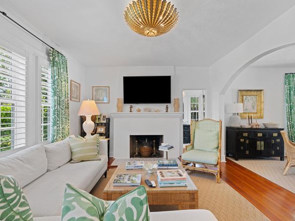 528 32nd Street, West Palm Beach FL 33407