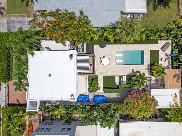 528 32nd Street, West Palm Beach FL 33407