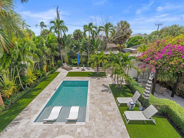 528 32nd Street, West Palm Beach FL 33407