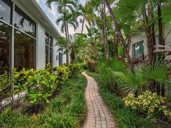 7837 Villa D Este Way, Delray Beach FL 33446
