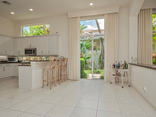 7837 Villa D Este Way, Delray Beach FL 33446