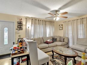 560 NW 21st Ct, Pompano Beach FL 33060