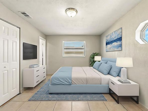 3751 NW 8th Pl, Lauderhill FL 33311