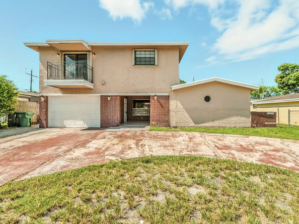 3751 NW 8th Pl, Lauderhill FL 33311