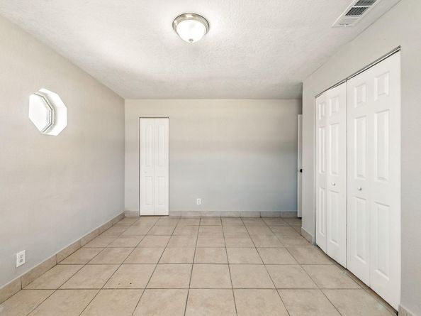 3751 NW 8th Pl, Lauderhill FL 33311
