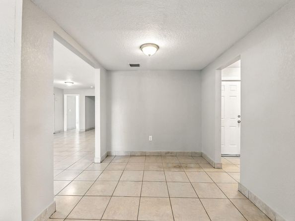 3751 NW 8th Pl, Lauderhill FL 33311