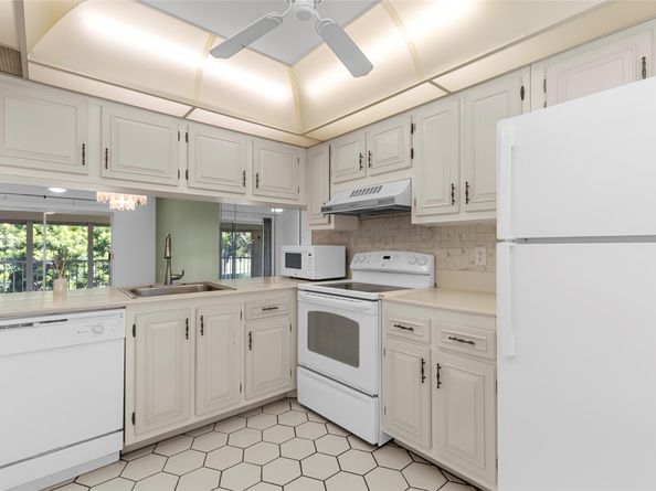 2701 Nassau Bnd D2, Coconut Creek FL 33066