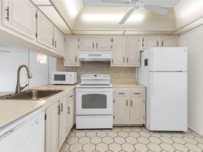 2701 Nassau Bnd D2, Coconut Creek FL 33066