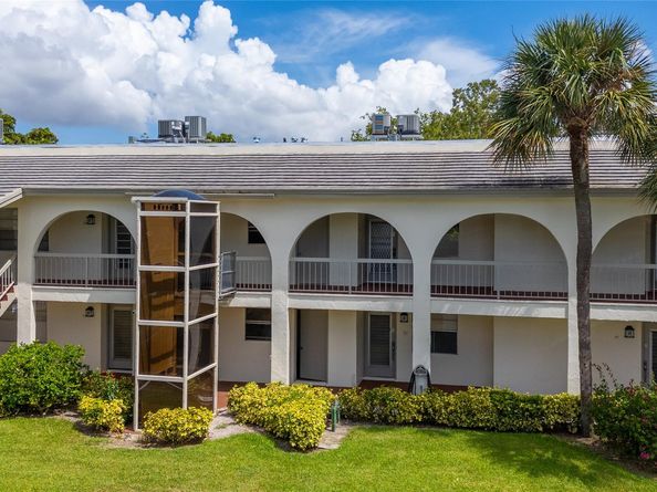 2701 Nassau Bnd D2, Coconut Creek FL 33066