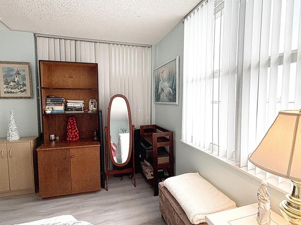 401 Lake Shore Drive 801, Lake Park FL 33403