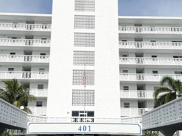 401 Lake Shore Drive 801, Lake Park FL 33403