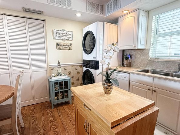 401 Lake Shore Drive 801, Lake Park FL 33403