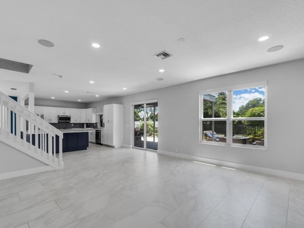 9192 Picot Ct, Boynton Beach FL 33472