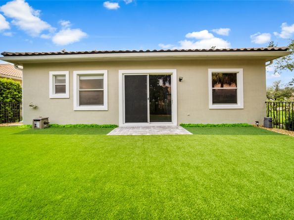 7284 NW 116th Way, Parkland FL 33076