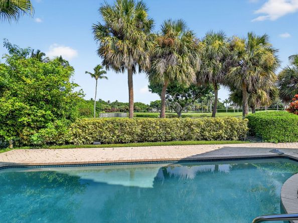 17369 Loch Lomond Way, Boca Raton FL 33496