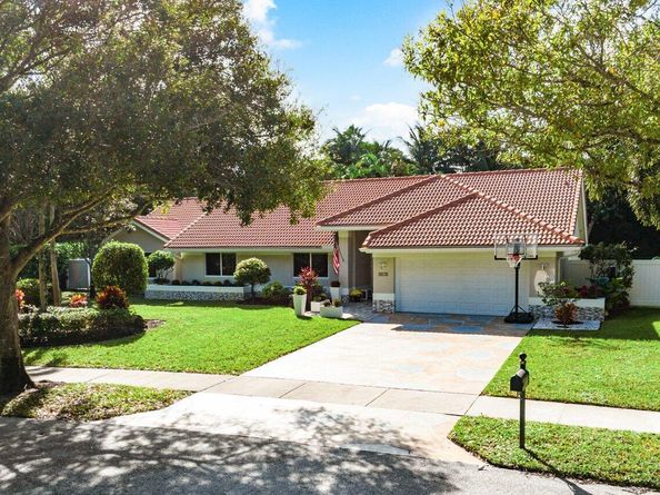 3010 Salerno Way, Delray Beach FL 33445